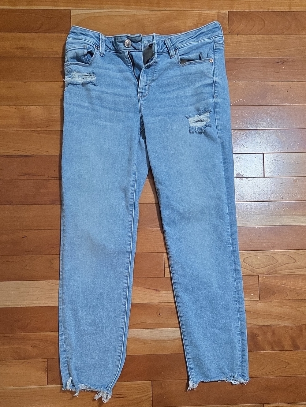 American Eagle Outfitters Next Level Stretch  Distressed Skinny Jeans